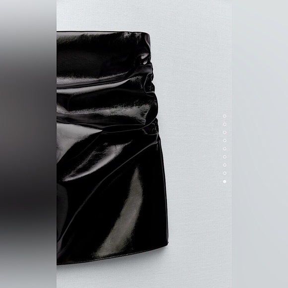 ZARA PLEATED FAUX LEATHER SKIRT - Picture 7 of 9